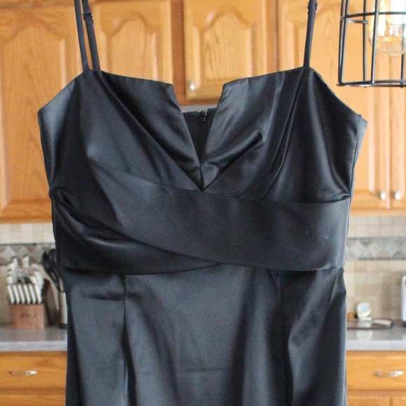 Donna Ricco Dresses & Skirts - Donna Ricco Black Cocktail Dress.  Size 4